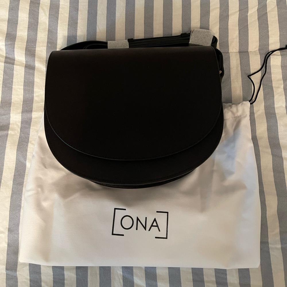 NEW ONA SAVANNAH II BLACK CAMERA BAG
